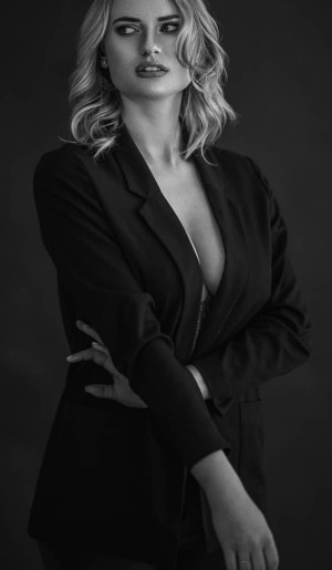 Kim Denise Lang Photo #28