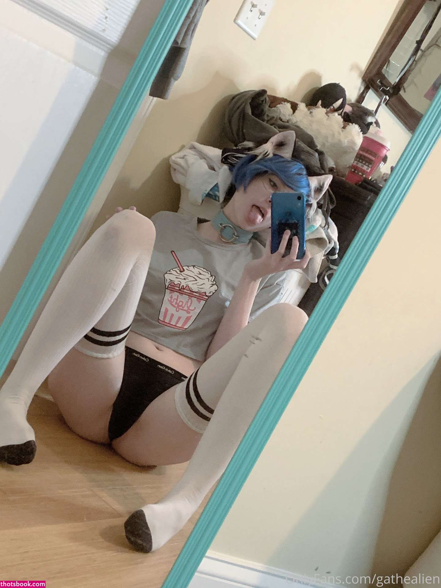 gathealien Photo #87