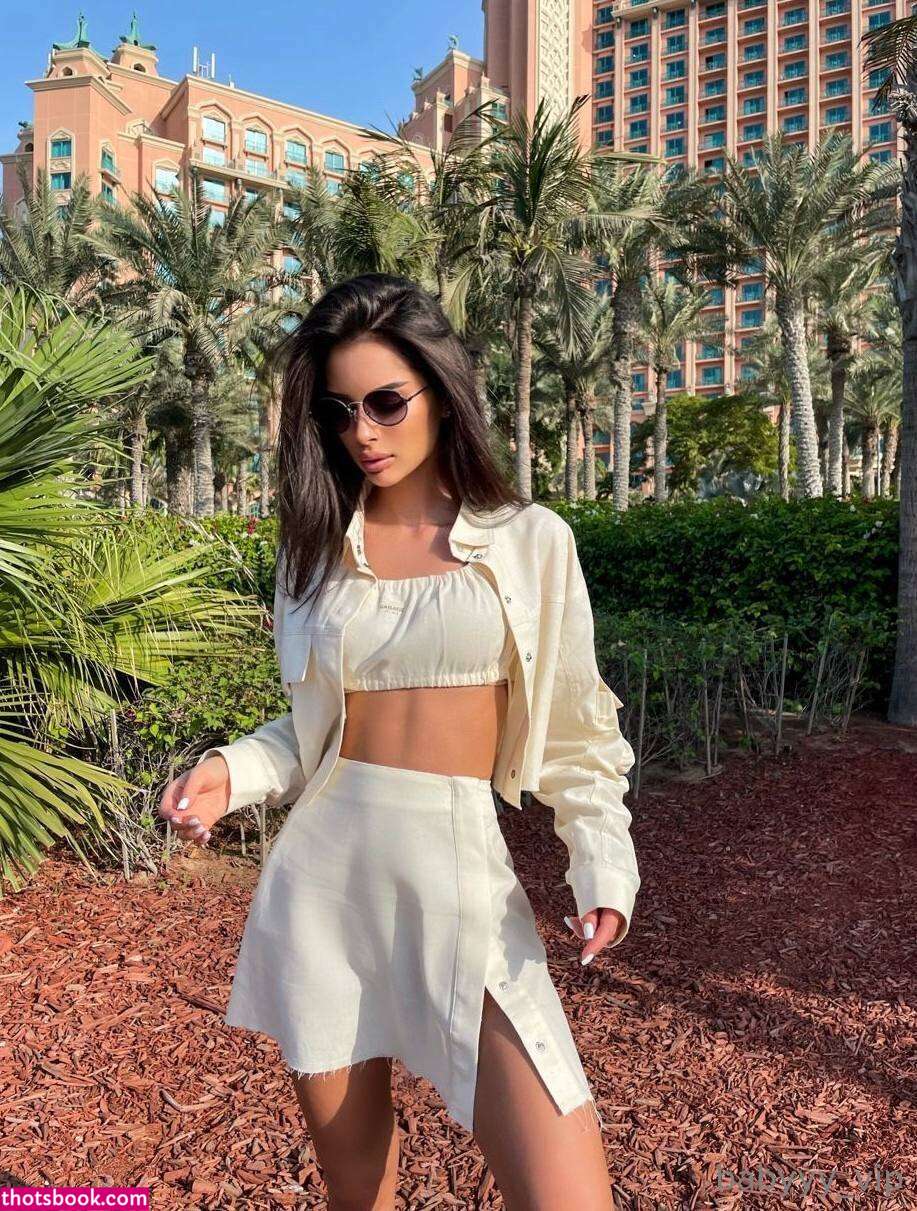 Viktoria Si Photo #41