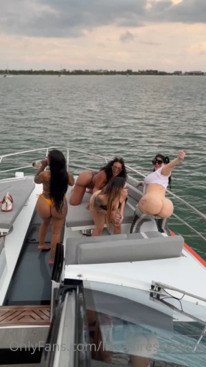 Lissa Aires Photo #274