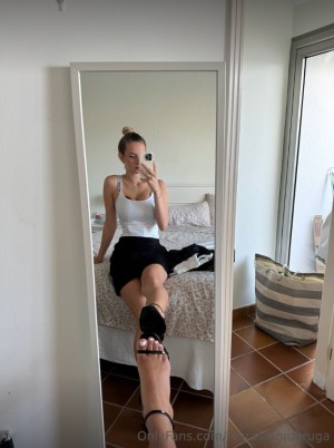 Laura Sommaruga Photo #377