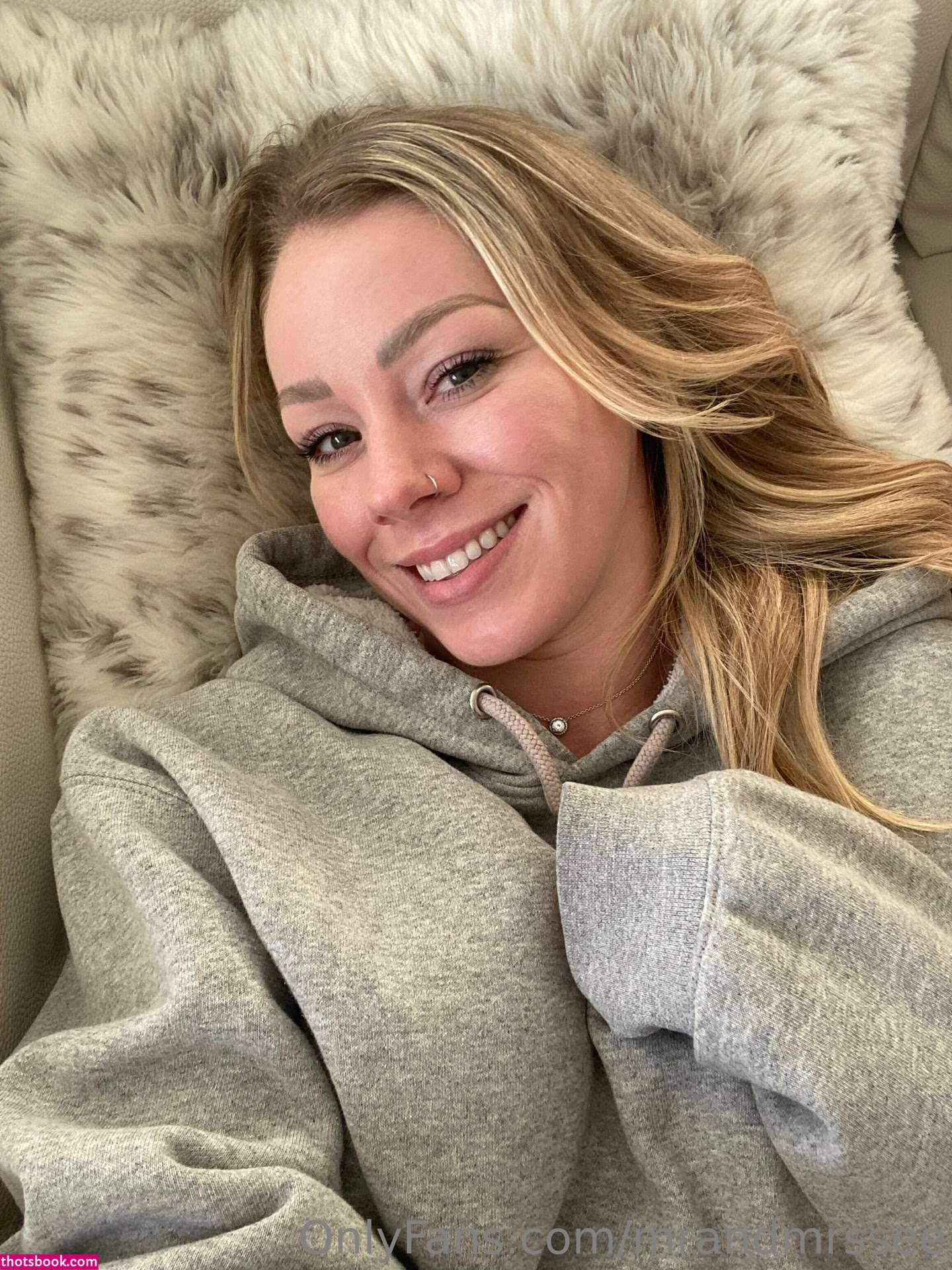 mrandmrssee Photo #109