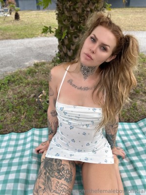 Thefemalebossofficial Photo #338