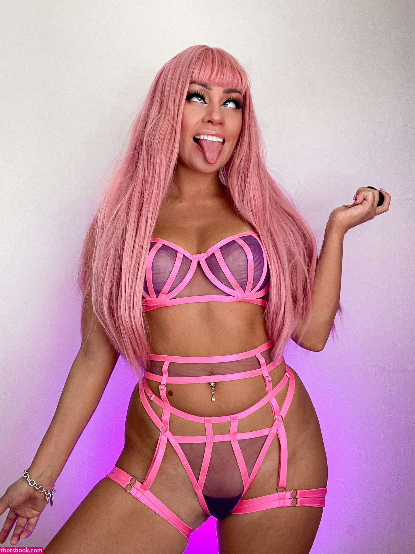 Julia Zuzu Photo #43