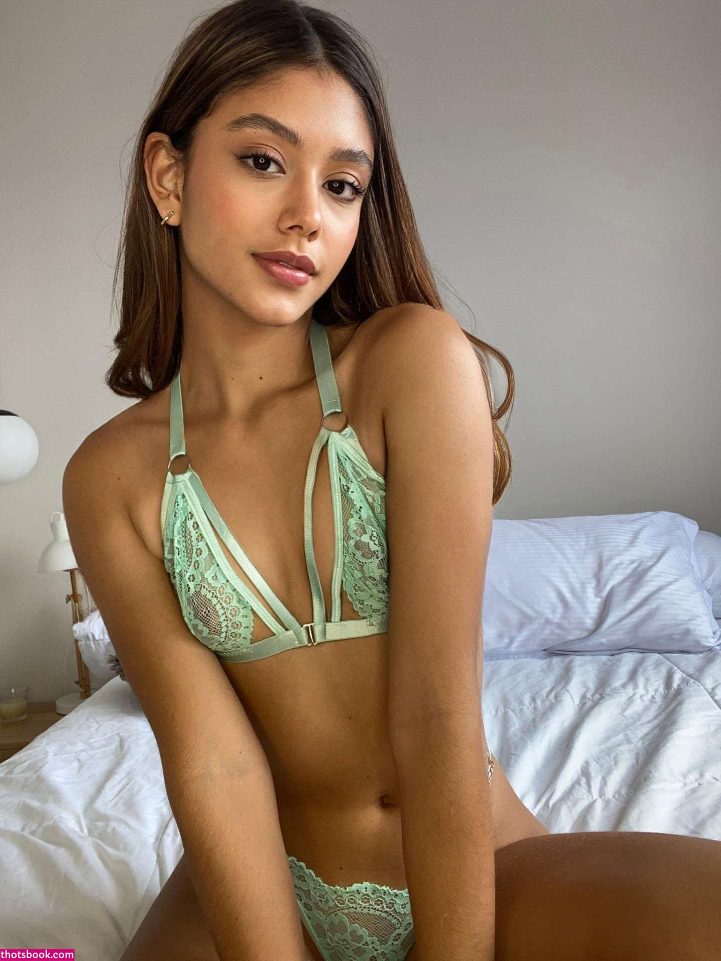 Pamela Floresx Photo #57