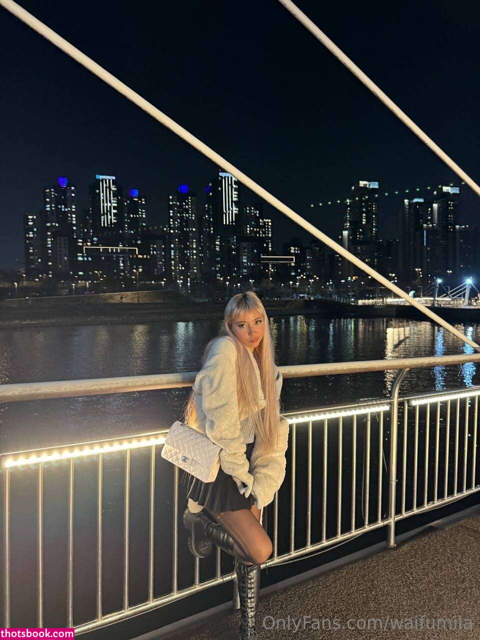 Izzybunnies Photo #1631