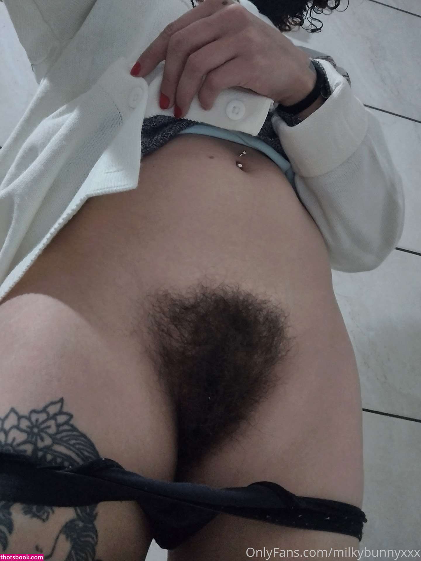 Hairyangela Photo #102