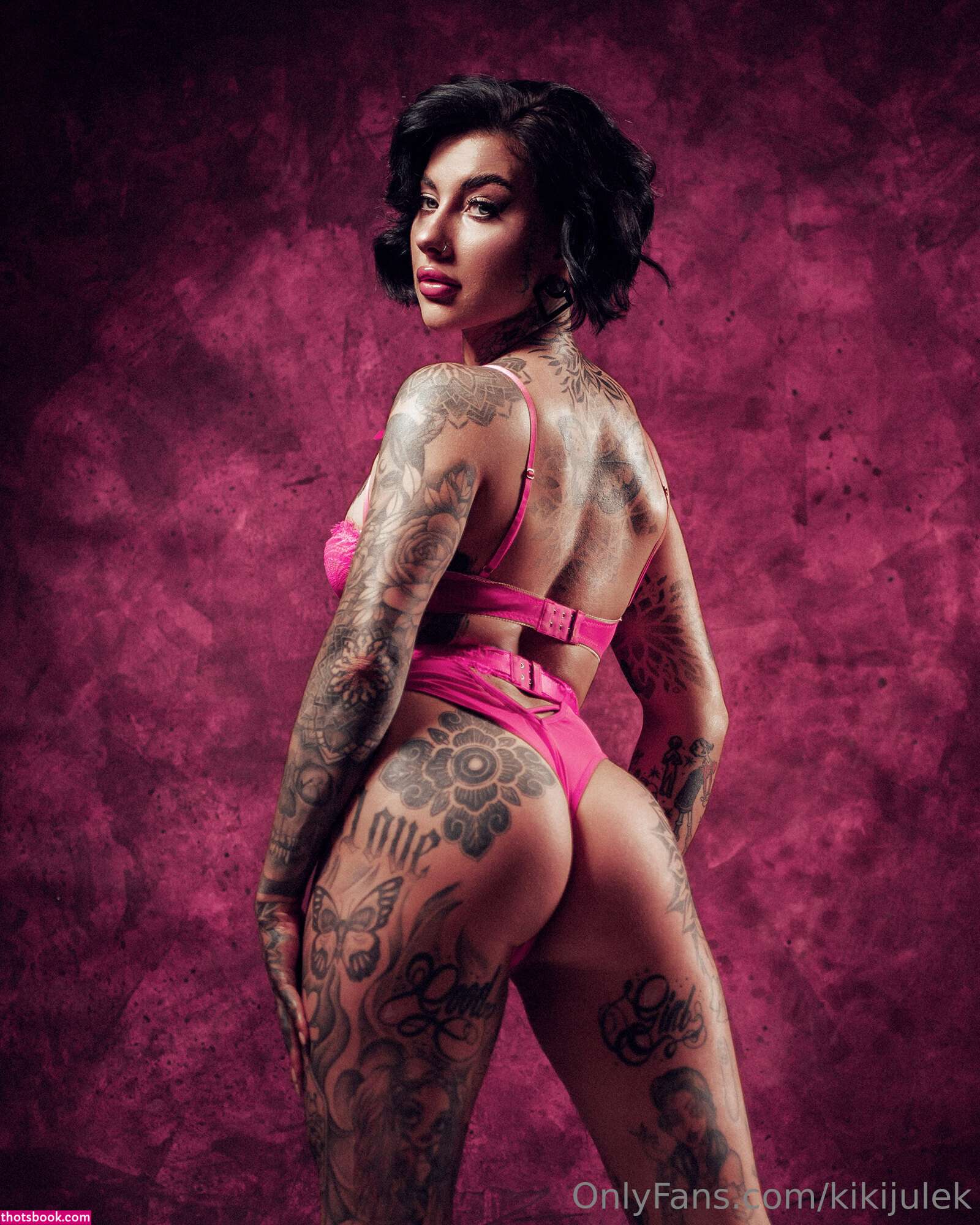 Kiki Julek Photo #11