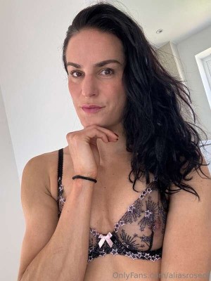 gymgirlalias Photo #16