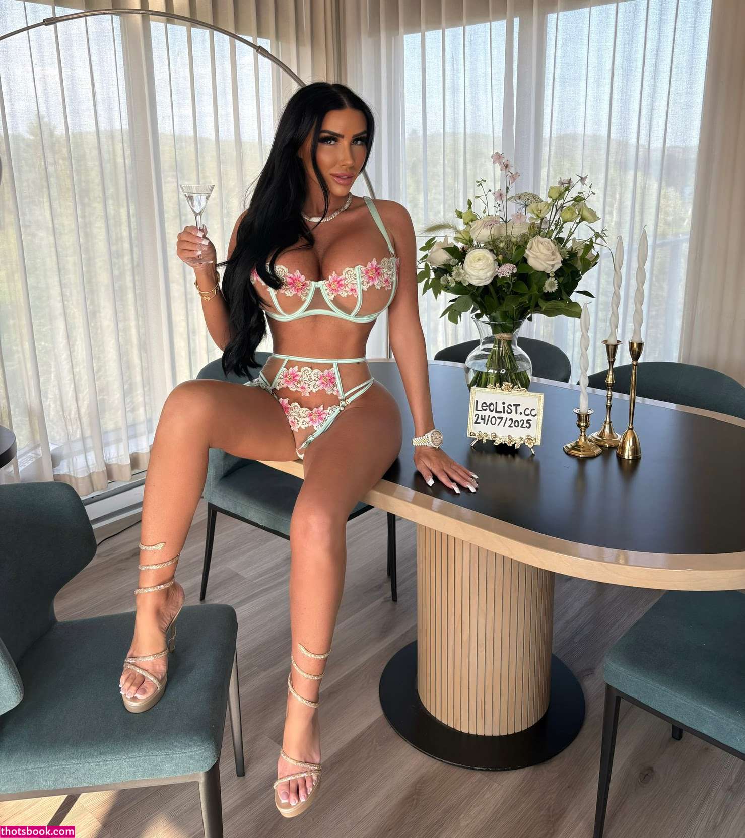 Anna Evans Photo #56