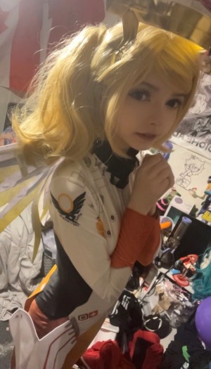 sniffmittens Photo #19