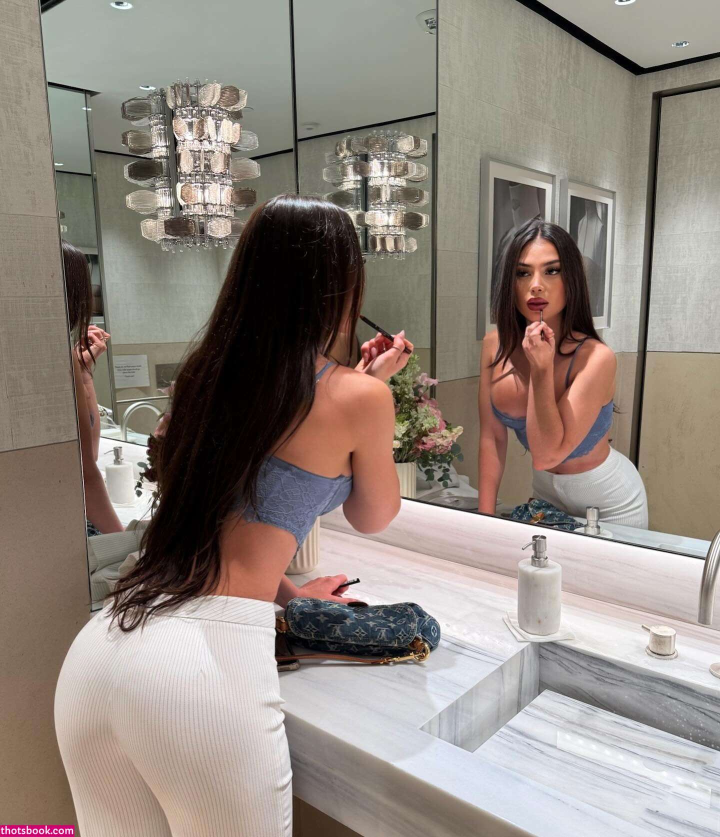 Jess Griffiths Photo #14