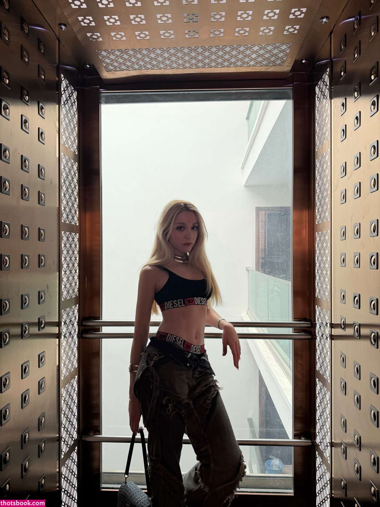 Ezgi Kasapcopur Photo #47