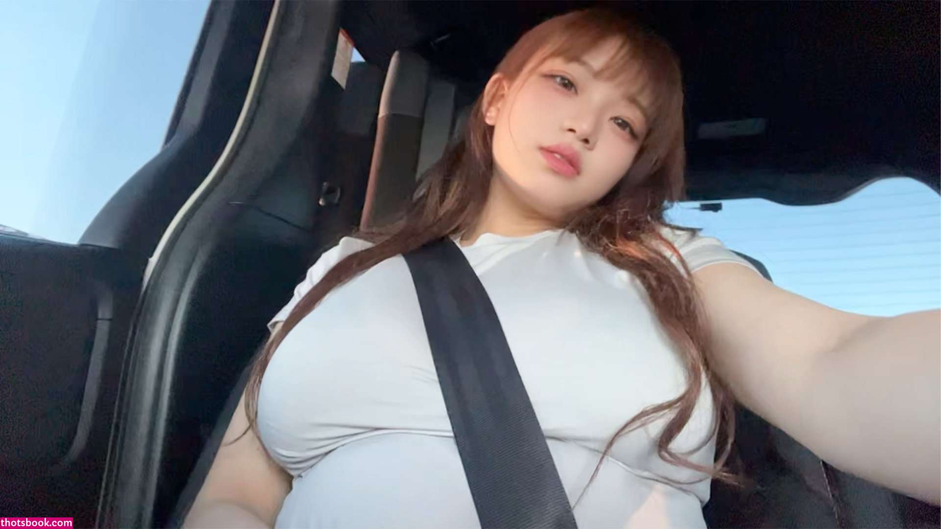 oyasumitsuki Photo #1