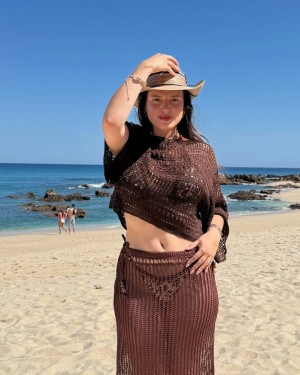 Bella Thorne Photo #369