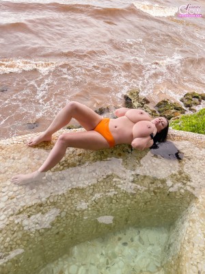 Leannecrow Photo #41