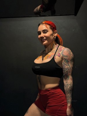 Peta Lloyd Photo #44