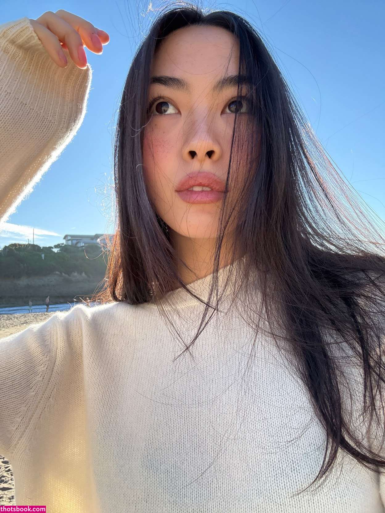 Shannon Zhao Photo #7