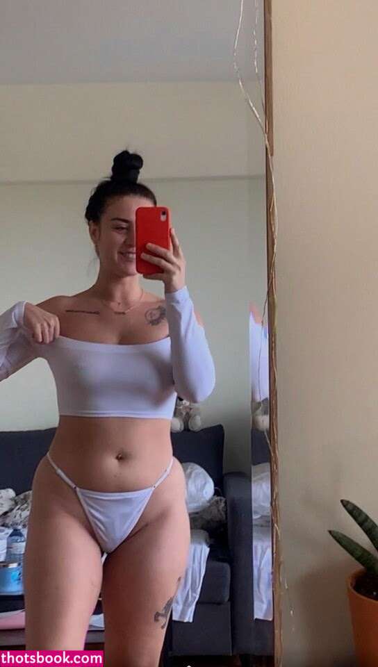 thirsty444blood Photo #11