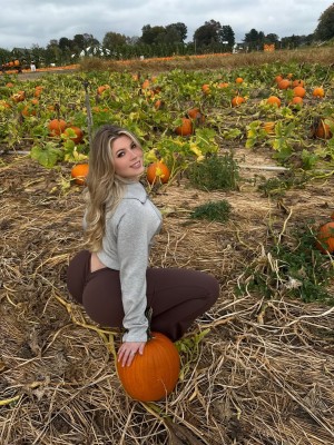 Lindsay Capuano Post #52