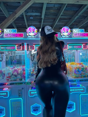 Sydney Lint Photo #311