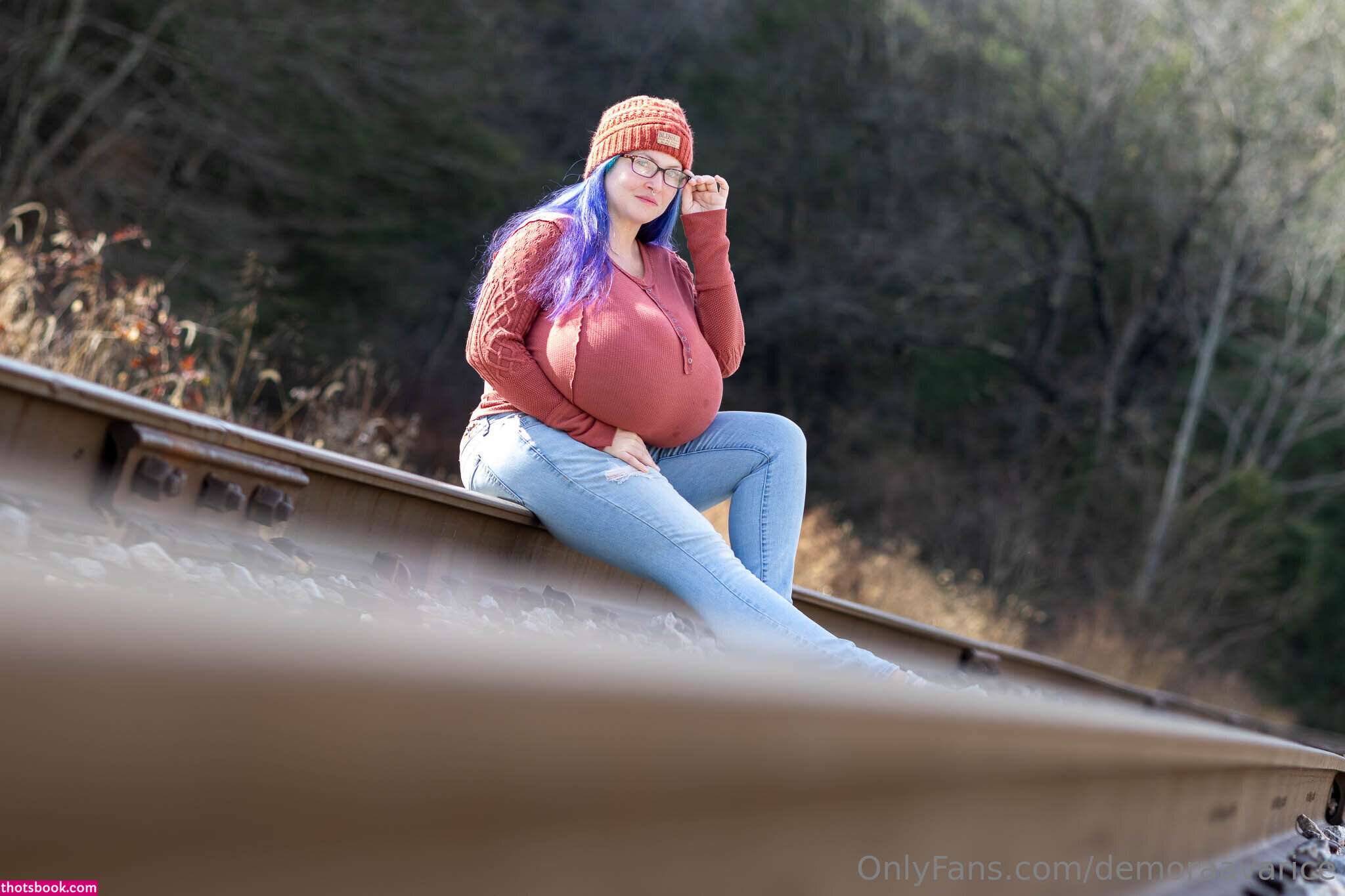 Demora Avarice Photo #369