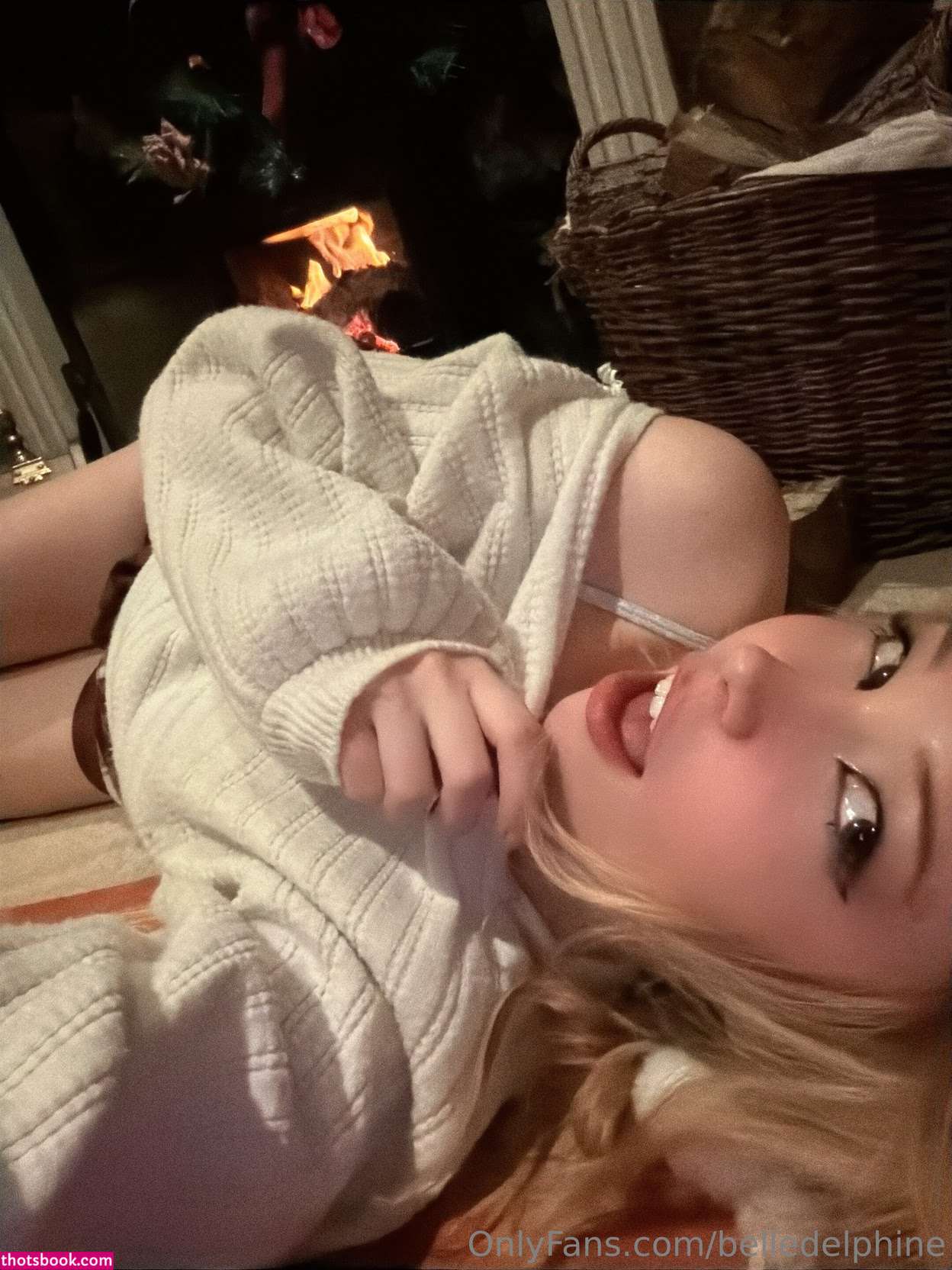 Belle Delphine Photo #8120