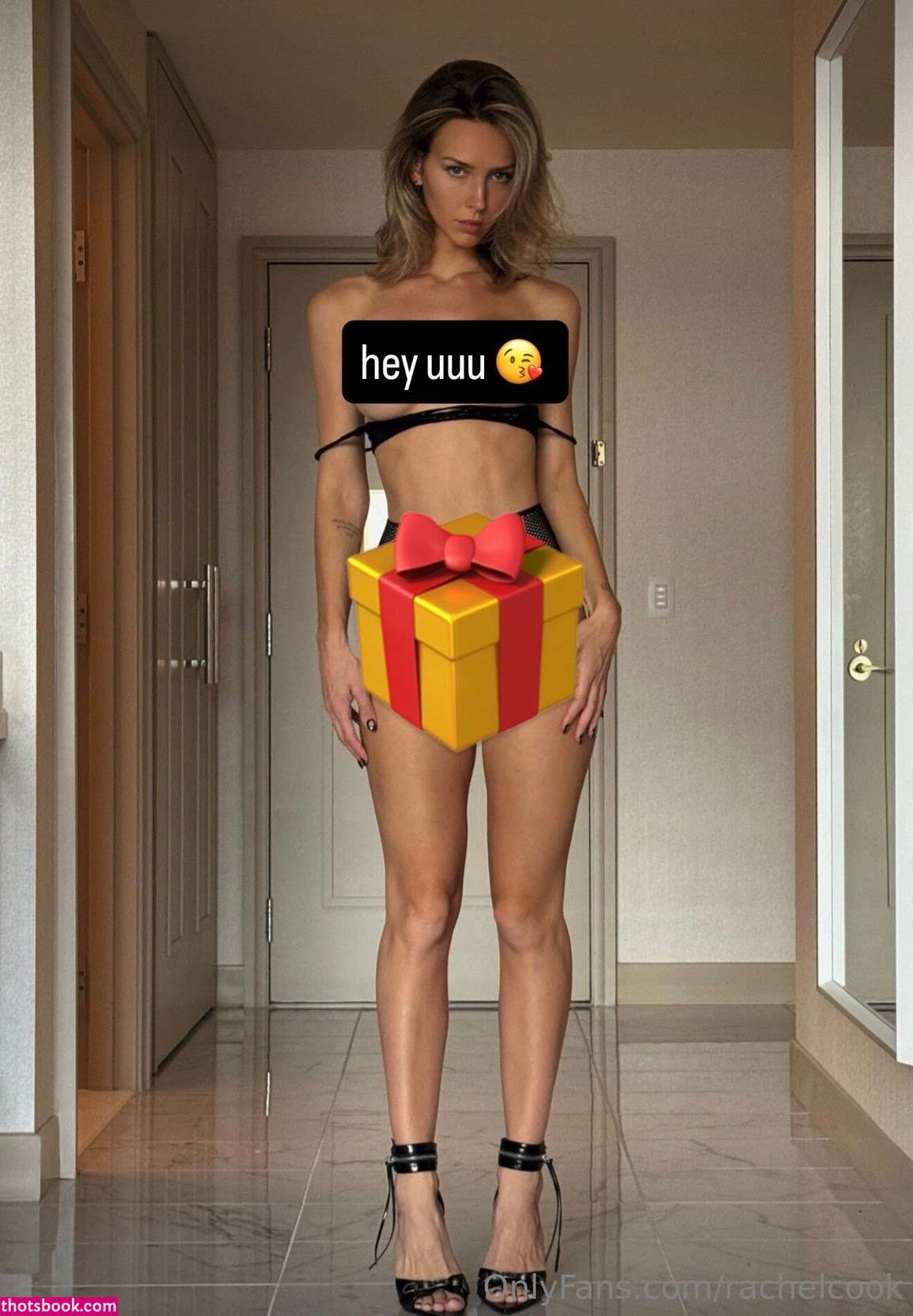 Rachel Cook Photo #1943