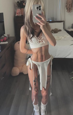 Ellasaurus23 Photo #192