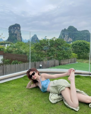 Laura Ziphora Photo #27