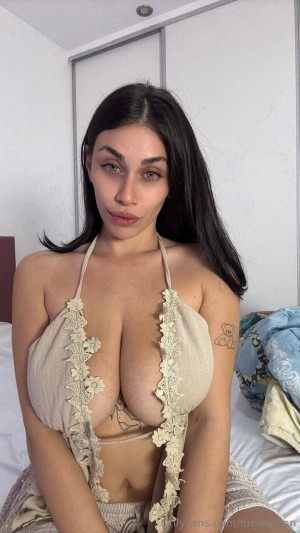 Lucia Quinn Photo #18