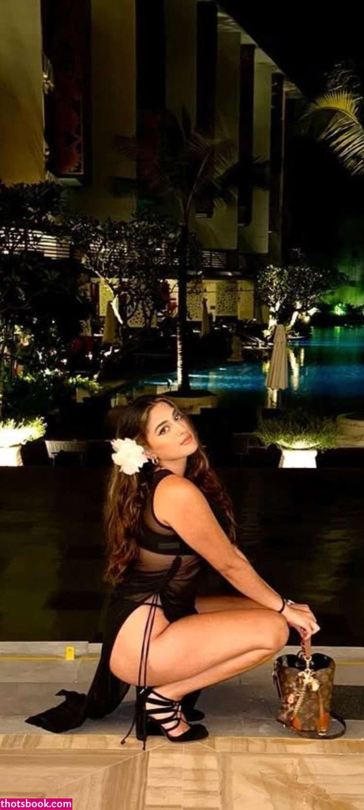 Nina Samuels Photo #26