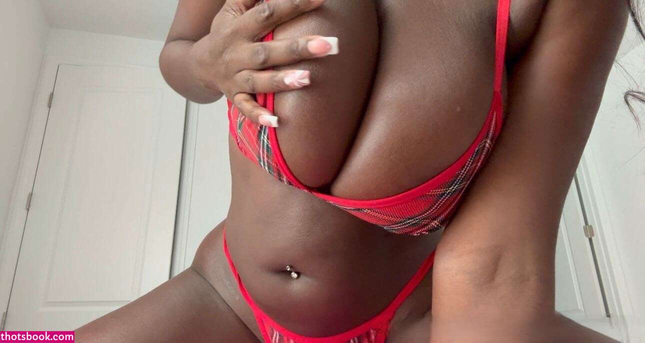 Ellie Empress Photo #39