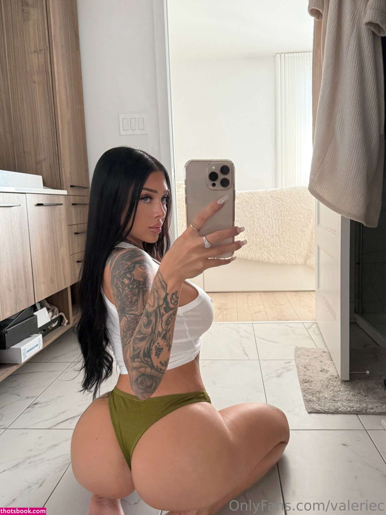 Valerie Cossette Photo #292