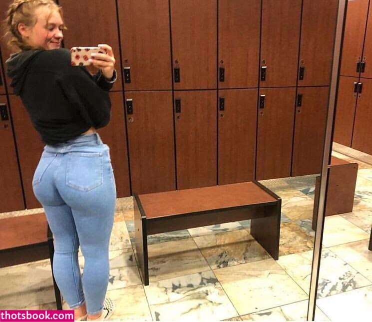 Breanna Knight Photo #14