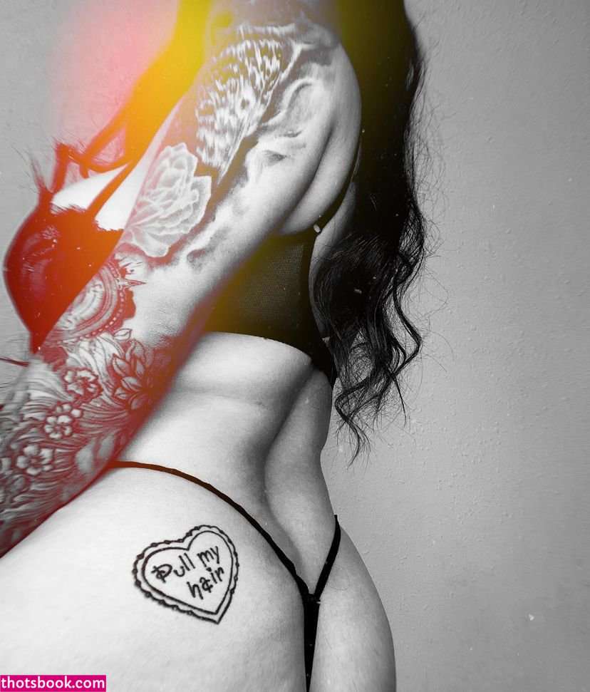 Izzyboo888 Photo #23