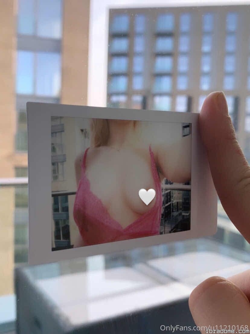 Kirsty Austin Photo #106