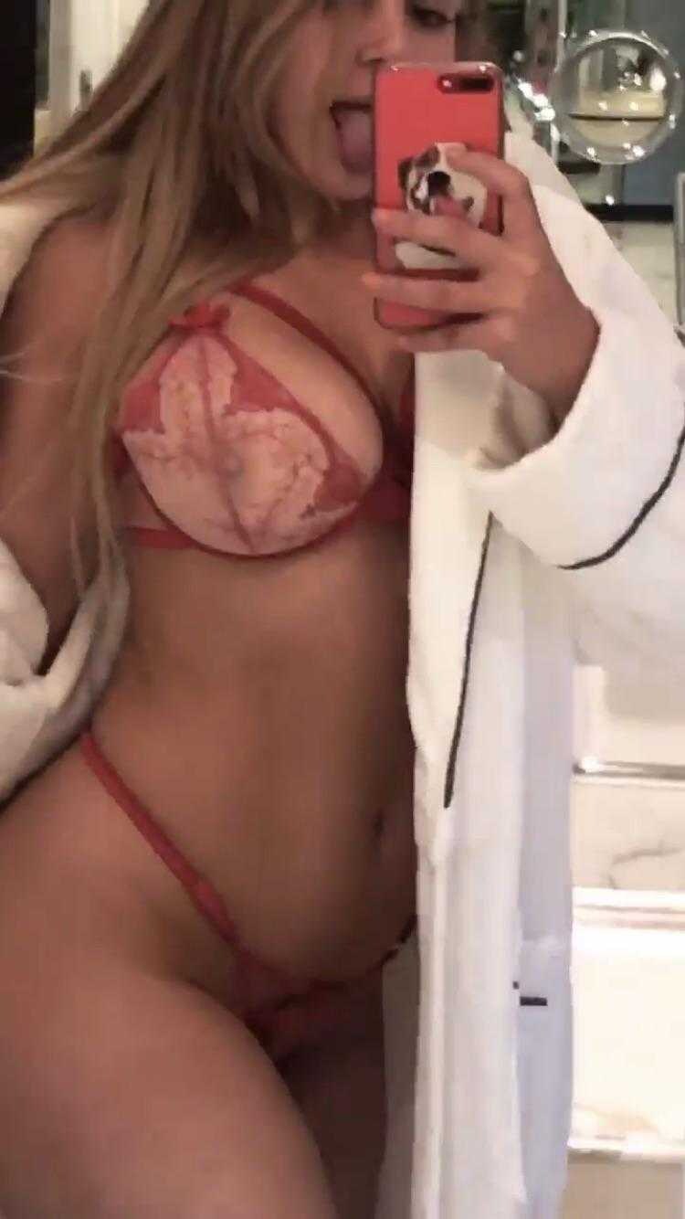 Jem Wolfie Photo #198