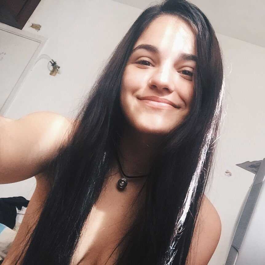 Paola Buzzone Photo #25