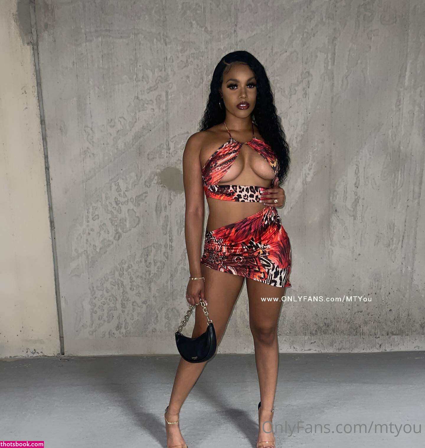 Lolateases Photo #12