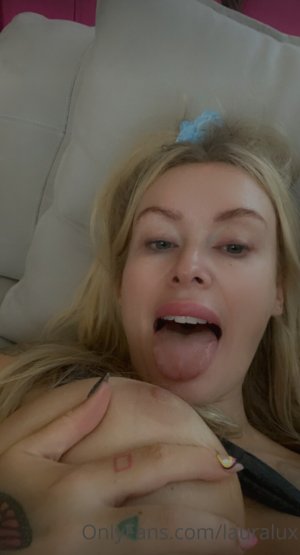 Laura Lux Post #9