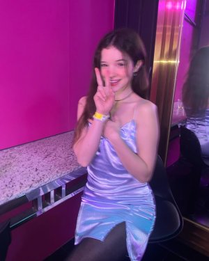 Abitrebecca Photo #15