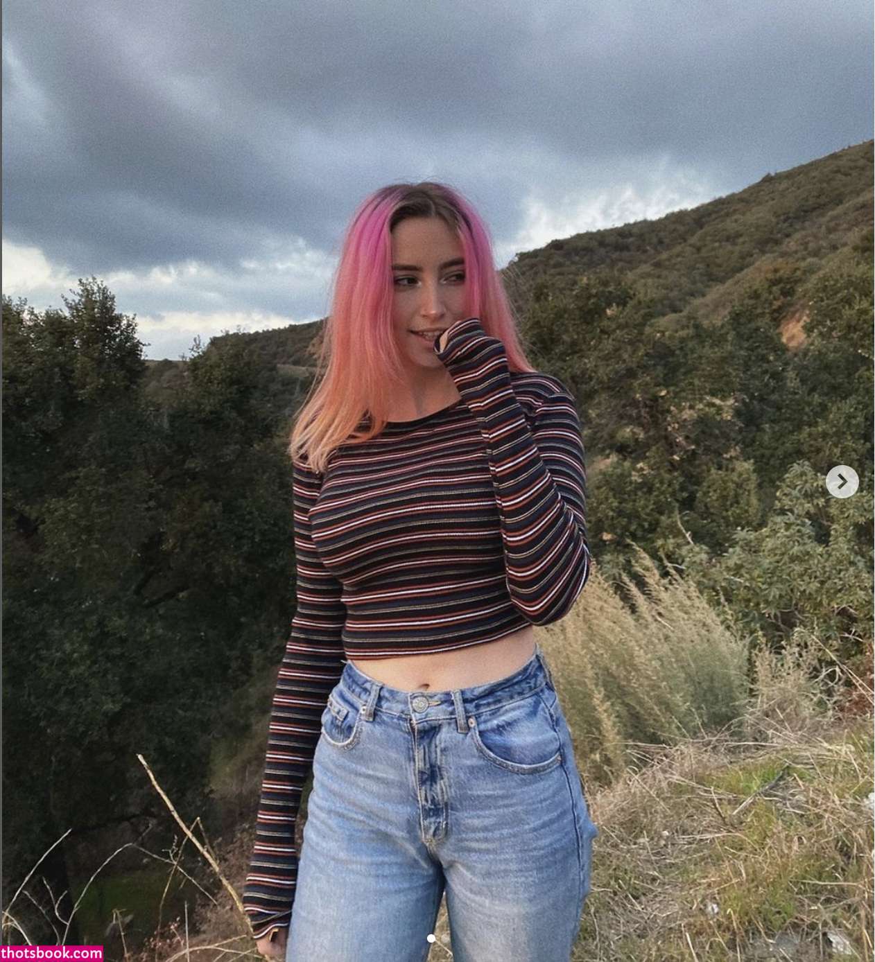 Caelydavis Photo #19