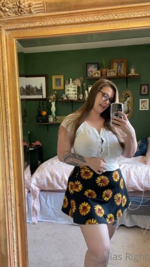 Lillias Right Post #25
