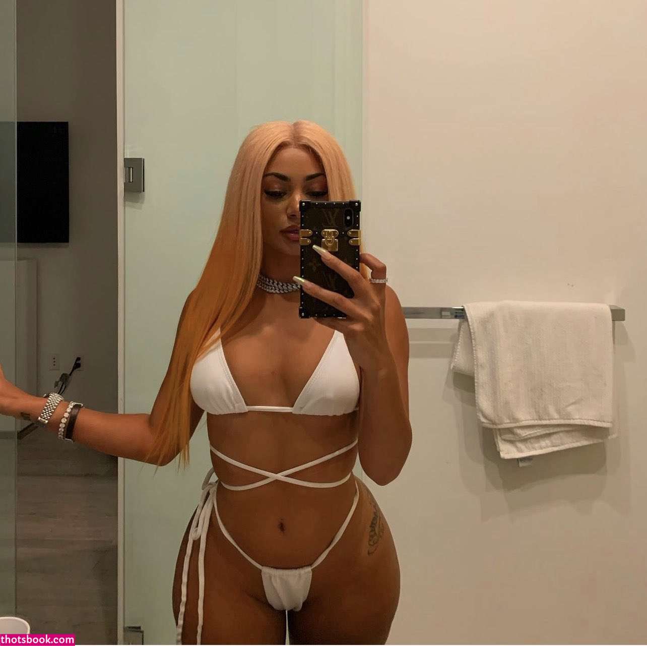 Himynamestee Photo #24