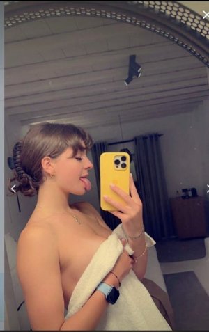 Claire Northfield Photo #109