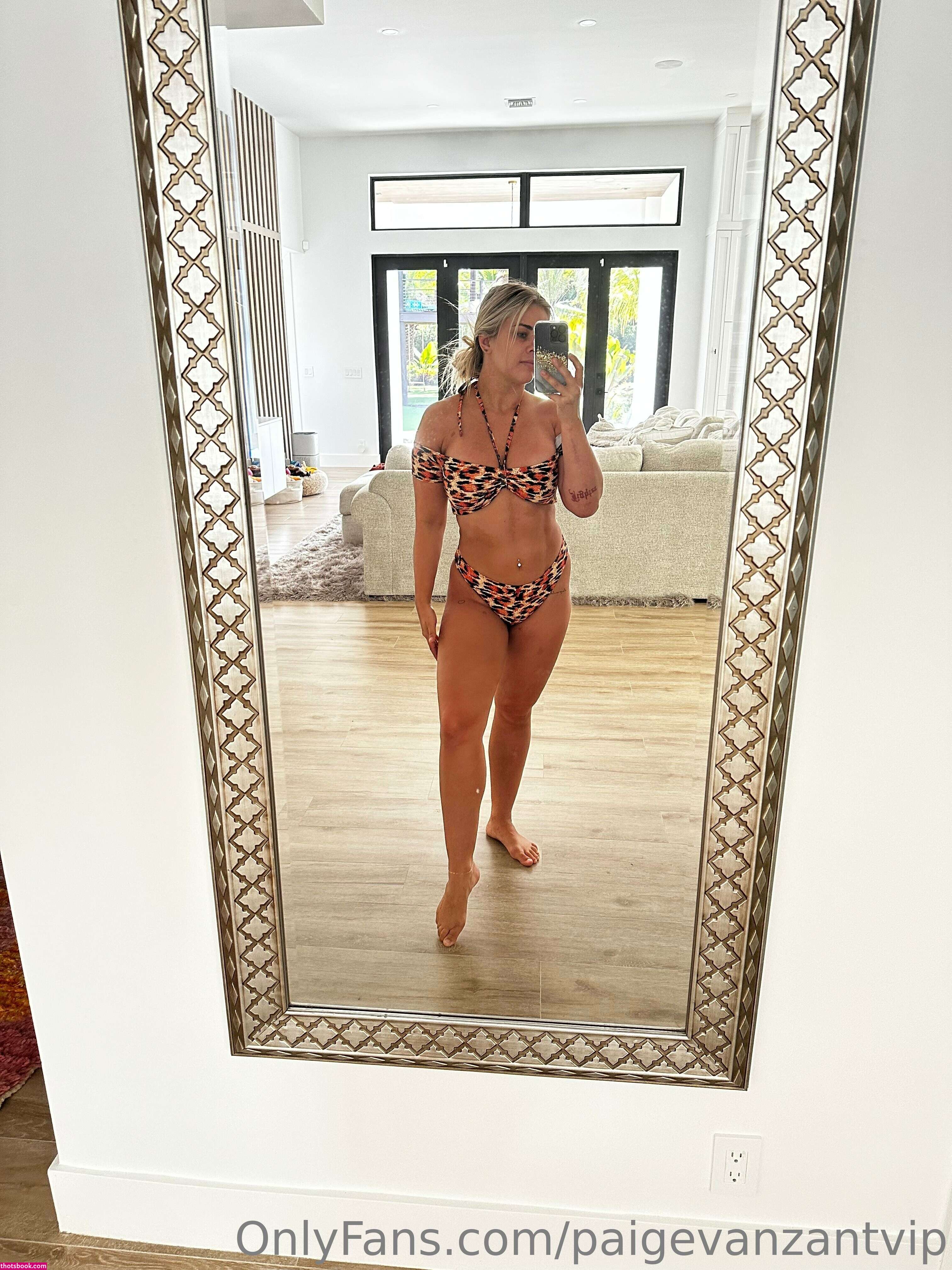 Paige Vanzant Photo #164