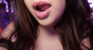 Taylor Housewifeswag Photo #51