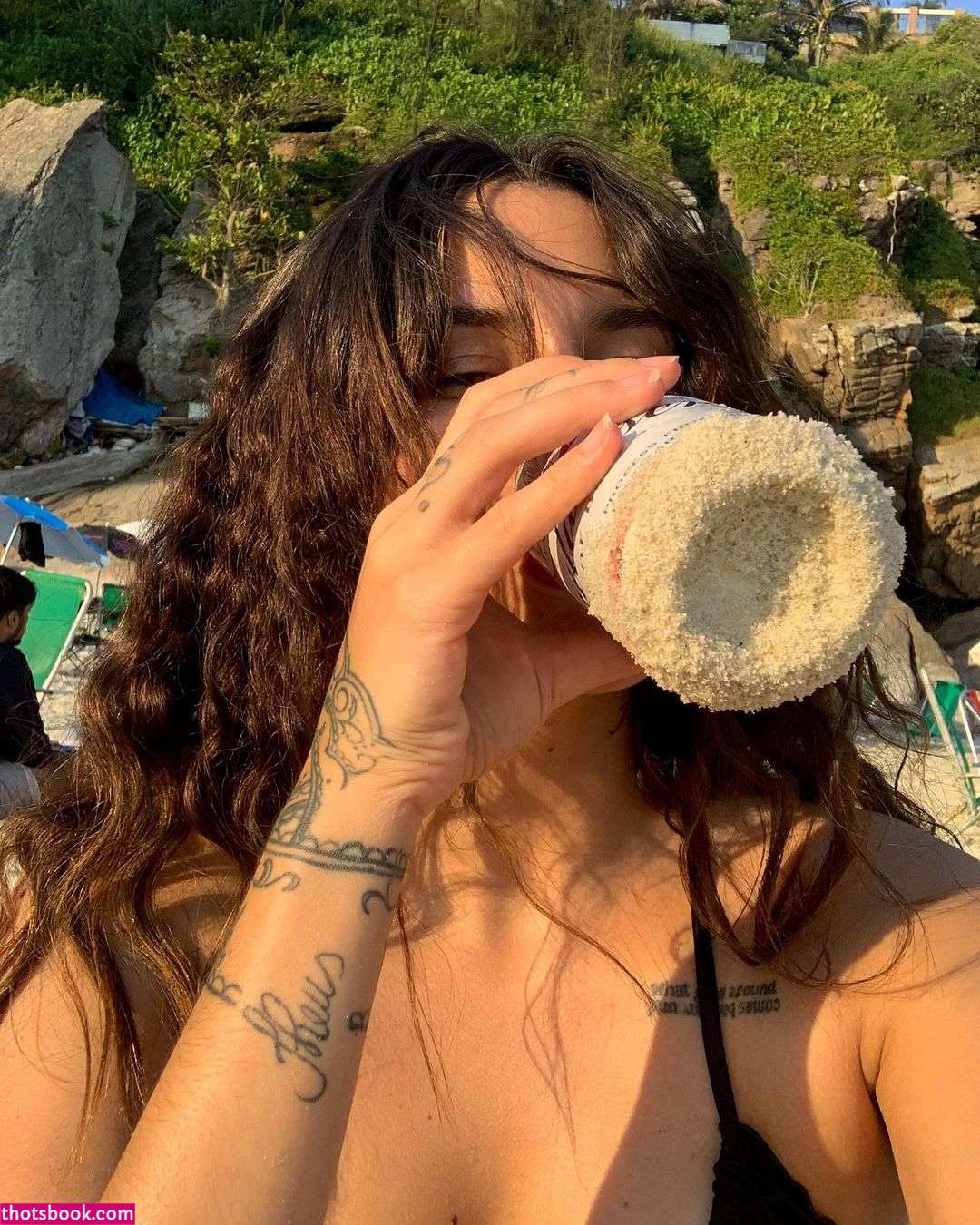 Fernanda Mota Farhat Photo #87