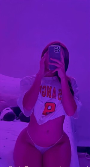 Manuelaqmm Photo #34